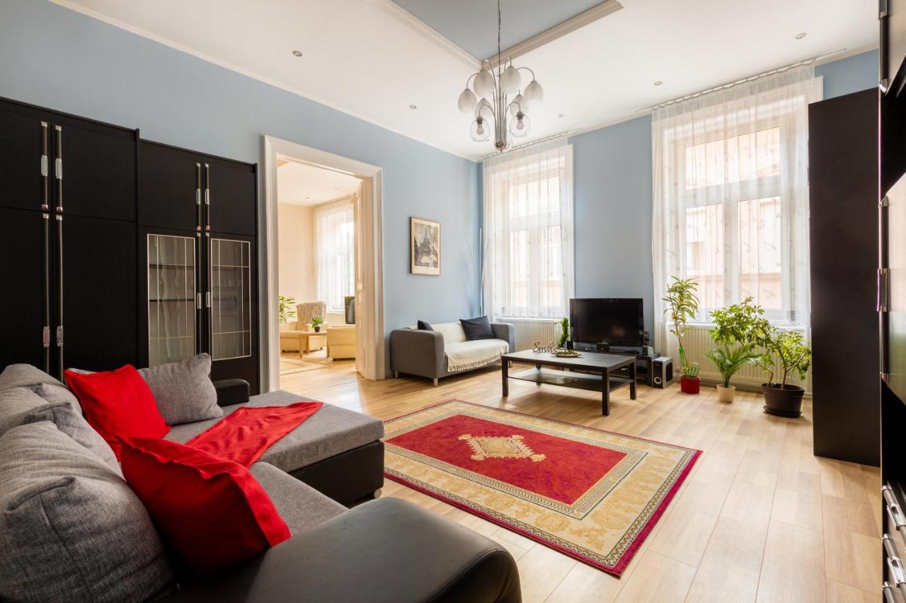 Apartament F24 Ferenc *